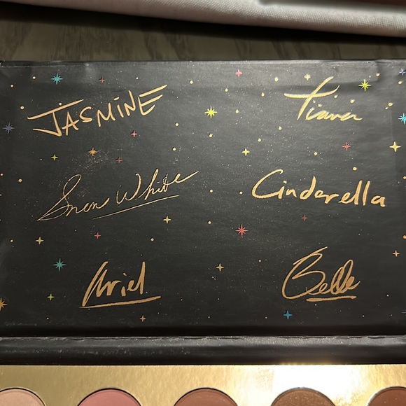 Colourpop Disney Designer Collection - Picture 5 of 6